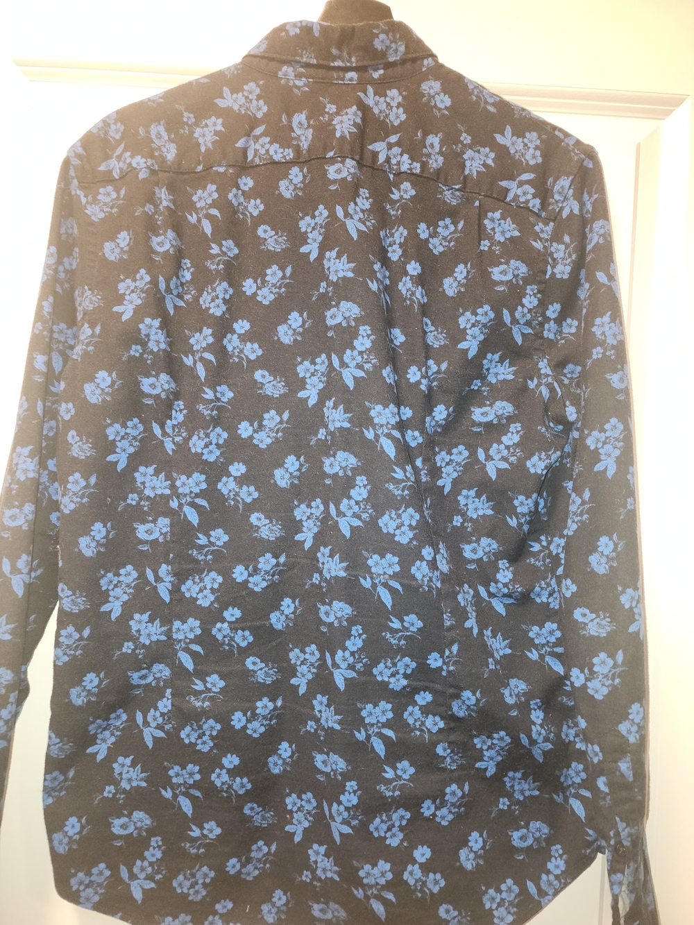 Express Men Shirt - Picture 3 of 4